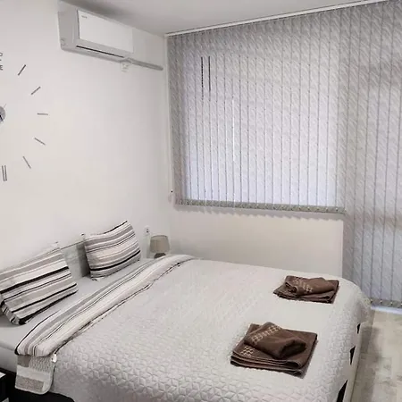 Anelia 3 Apartamento Plovdiv